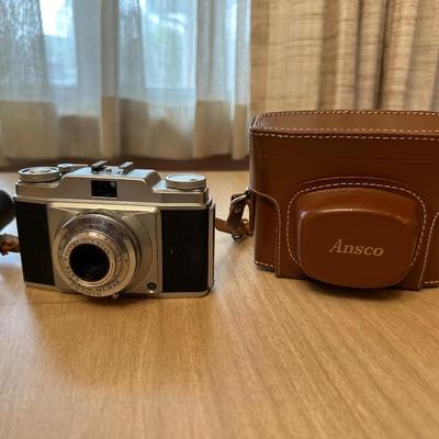 VINTAGE ANSCO CAMERA AND VINTAGE HEILAND PREMIER CAMERA