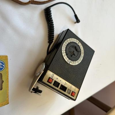 VINTAGE CAMERA FLASHERS AND MORE