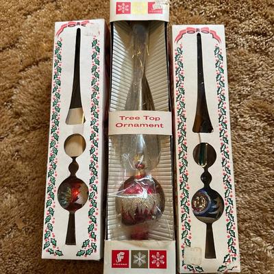 VINTAGE CHRISTMAS TREE ORNAMENTS