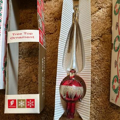 VINTAGE CHRISTMAS TREE ORNAMENTS