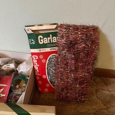 4’ LIGHTED CHRISTMAS TREE, VINTAGE LIGHTS, ORNAMENTS AND MUCH MORE