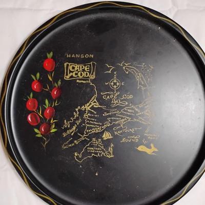 Collectable Vintage Tins and plates