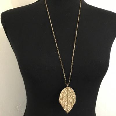 Cute rhinestone, gold, toned, leaf fashion necklace