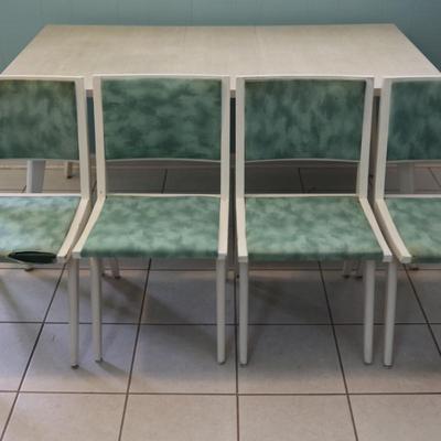 Vintage Daystrom Furniture Kitchen Table and Chairs (See Details)