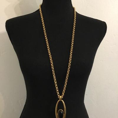 Vintage Monet signed gold plated Rolo belcher chain necklace and pendant