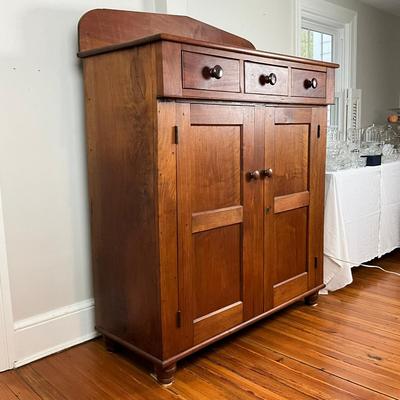 DR459 Cherry Three Drawer Hutch Jelly Cupboard
