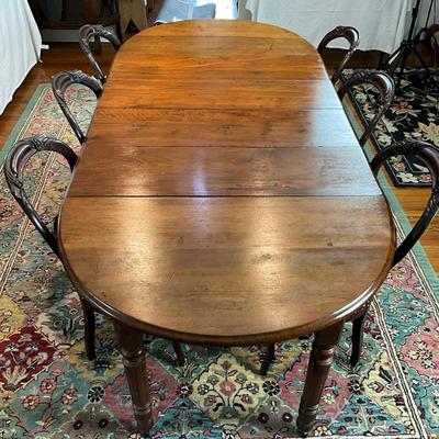 DR465 Antique Mahogany Dining Room Round Table with 6 Antique Balloon Back Chairs