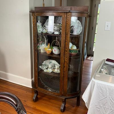 DR466 Antique Oak China Cabinet By Ebert Furniture Co. Red Lion, Penna.