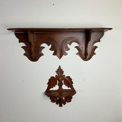 DR467 Antique Victorian Wall Shelves
