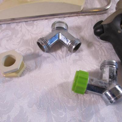 New Lawn sprayers, sprinkler & Y adapters