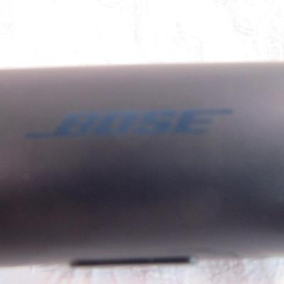 Bose recharging ear buds & case