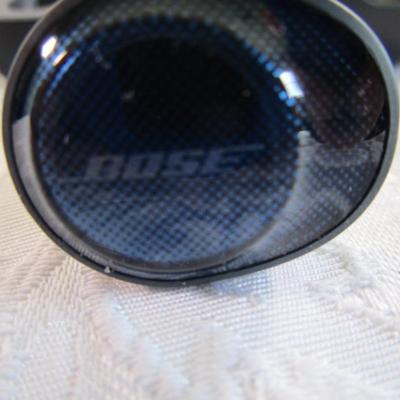 Bose recharging ear buds & case