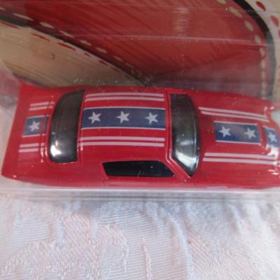 New in pkg. Hot Wheels Stars & Stripes '70 Chevy Camaro RS