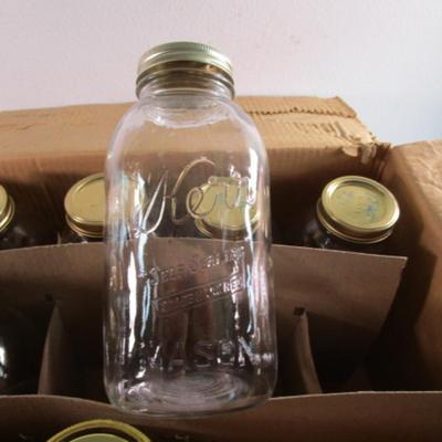 8 half-gallon canning jars & rings