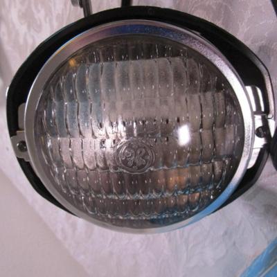Vintage Lentar movie light, very bright
