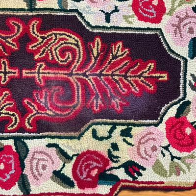 DR475 Vintage Claire Murray American Classics Hooked Rug