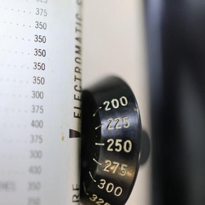 Vintage Corning Ware Electromatic Skillet