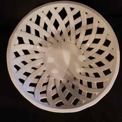 White Bowls, Brie Bakeware, Round Woven Basket-Crate & Barrel (K-RG)