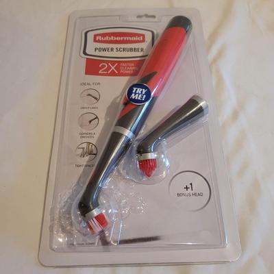 Black and Decker Dustbuster and More Household Items (LR-EL)
