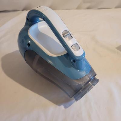 Black and Decker Dustbuster and More Household Items (LR-EL)
