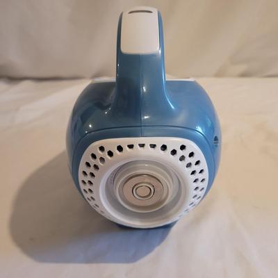 Black and Decker Dustbuster and More Household Items (LR-EL)