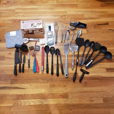 Large Utensil Lot - Kitchen Aid, OXO, Calphalon and More (K-KD)