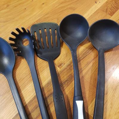 Large Utensil Lot - Kitchen Aid, OXO, Calphalon and More (K-KD)