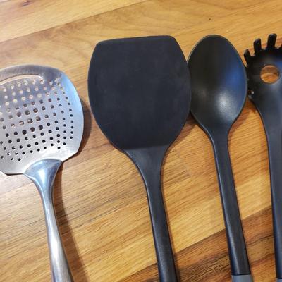 Large Utensil Lot - Kitchen Aid, OXO, Calphalon and More (K-KD)