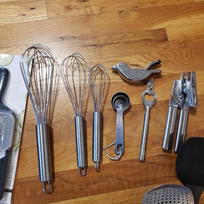 Large Utensil Lot - Kitchen Aid, OXO, Calphalon and More (K-KD)