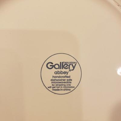 Manna Pottery Bowls, Mandala Dinner Plates, and More (K-KD)