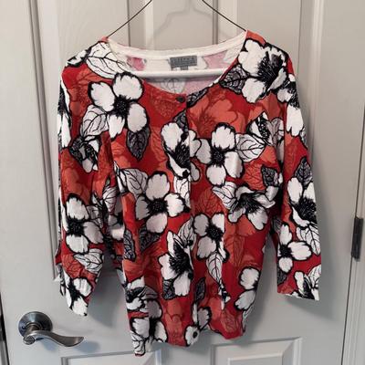 Neiman Marcus, Gap, J. Jill, and More Women’s Lightweight Sweaters - Size M-XL (GB2-DZ)