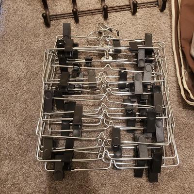 Closet and Clothes Storage (GB1-KD)