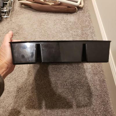Closet and Clothes Storage (GB1-KD)