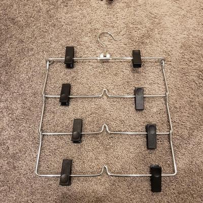 Closet and Clothes Storage (GB1-KD)
