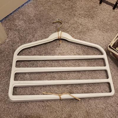 Closet and Clothes Storage (GB1-KD)