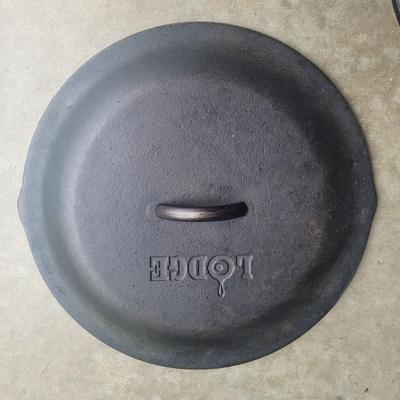 Lodge 13" Cast Iron Dutch Oven (G-EL)