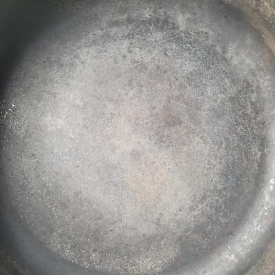 Lodge 13" Cast Iron Dutch Oven (G-EL)