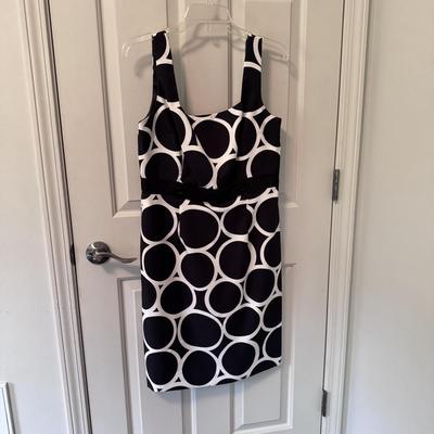 Dana Buchman, Calvin Klein, Brooks Brothers, and More Dressy Clothes - Women’s Size Large (GB2-DZ)