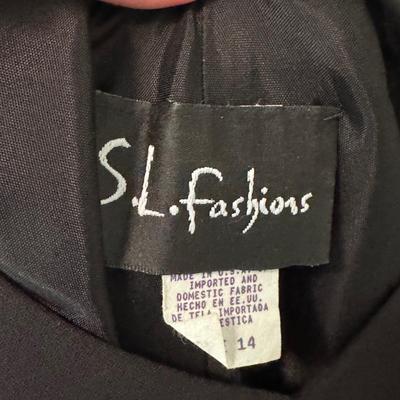 Dana Buchman, Calvin Klein, Brooks Brothers, and More Dressy Clothes - Women’s Size Large (GB2-DZ)