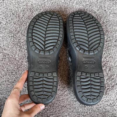 Birkenstock and Crocs Black Rubber Shoes - Women’s Size 11 (GB2-DZ)