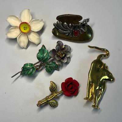 Vintage pins