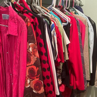 Women’s Long Sleeve Shirts and Blouses