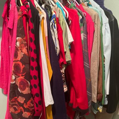 Women’s Long Sleeve Shirts and Blouses