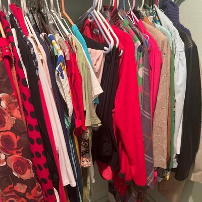 Women’s Long Sleeve Shirts and Blouses