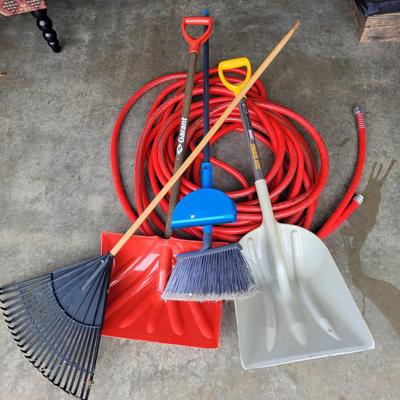 Yard Tools and Hose (G-EL)