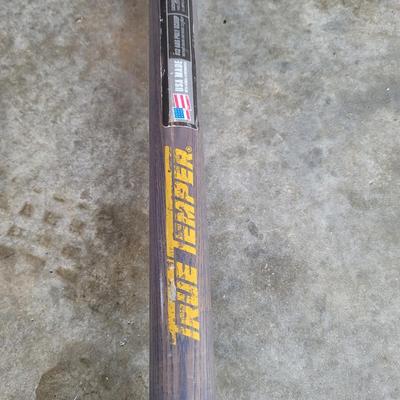 Yard Tools and Hose (G-EL)