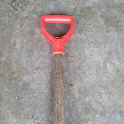 Yard Tools and Hose (G-EL)