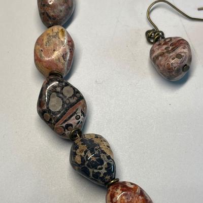 Polished stone necklace & earrings