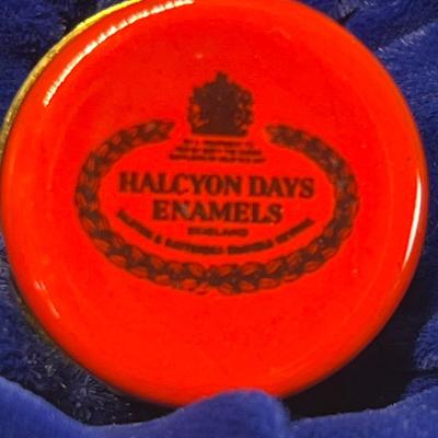 Halcyon Days Enamel Pill Box