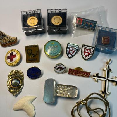 Variety of pins with tin box